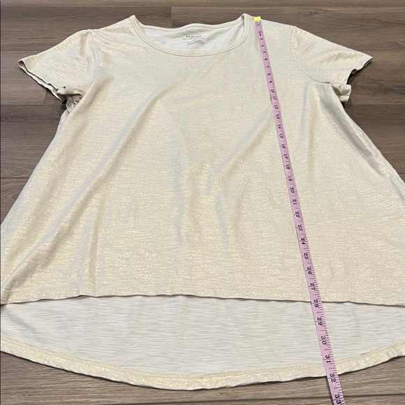 Chico's Shimmery Champagne Gold Short Sleeve High-Low Top Chico’s 3 (US size 16) - Picture 4 of 10